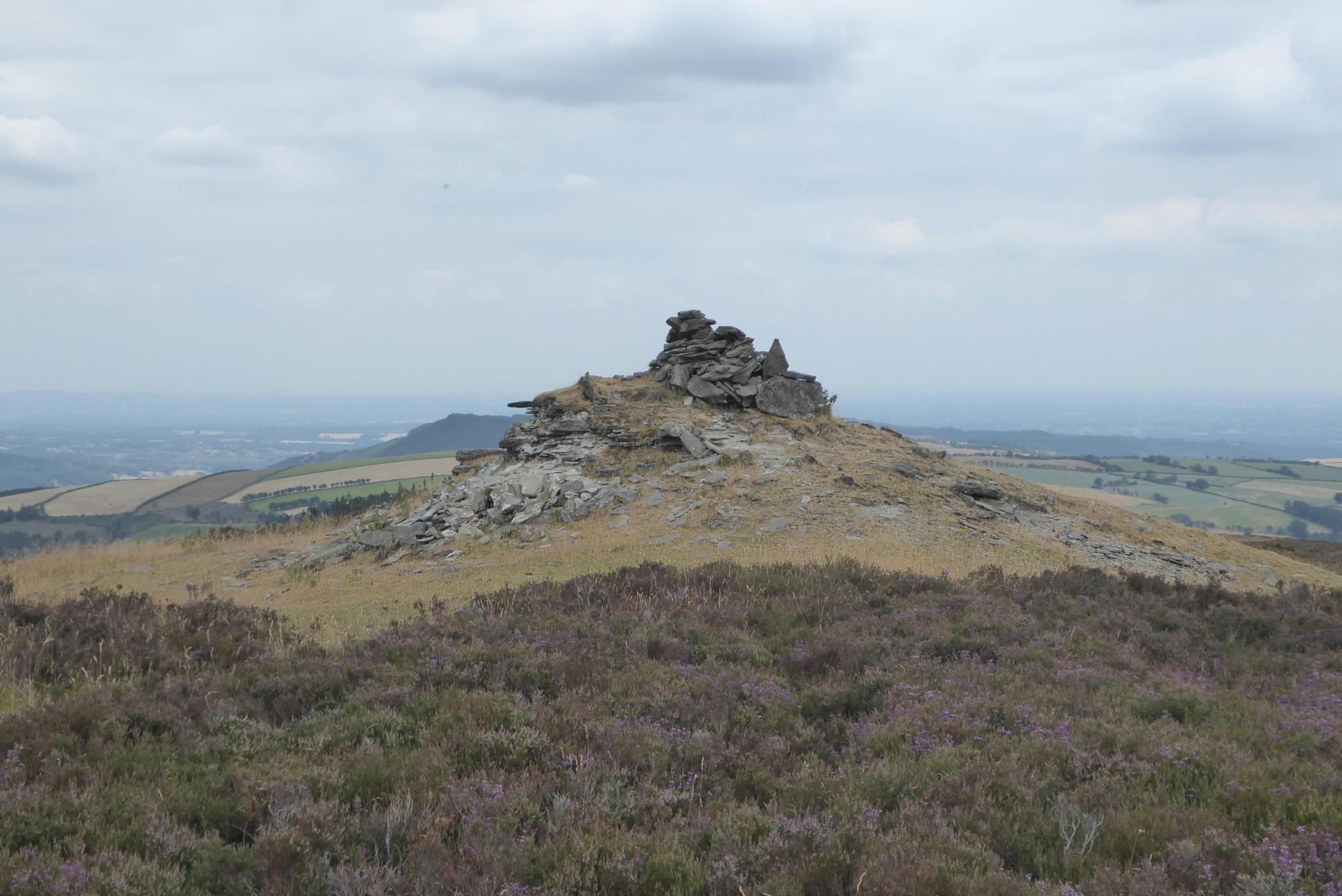 An Eleven Mile Circuit to Y Foel and the Biddulph Tower from Llangollen